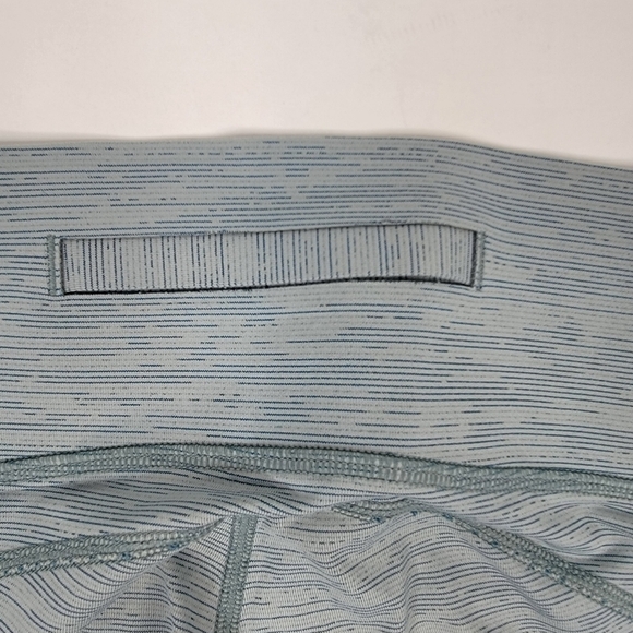 Outdoor Voices Sz XS Leggings Back Pocket Blue Gray Colorblock - Picture 5 of 6